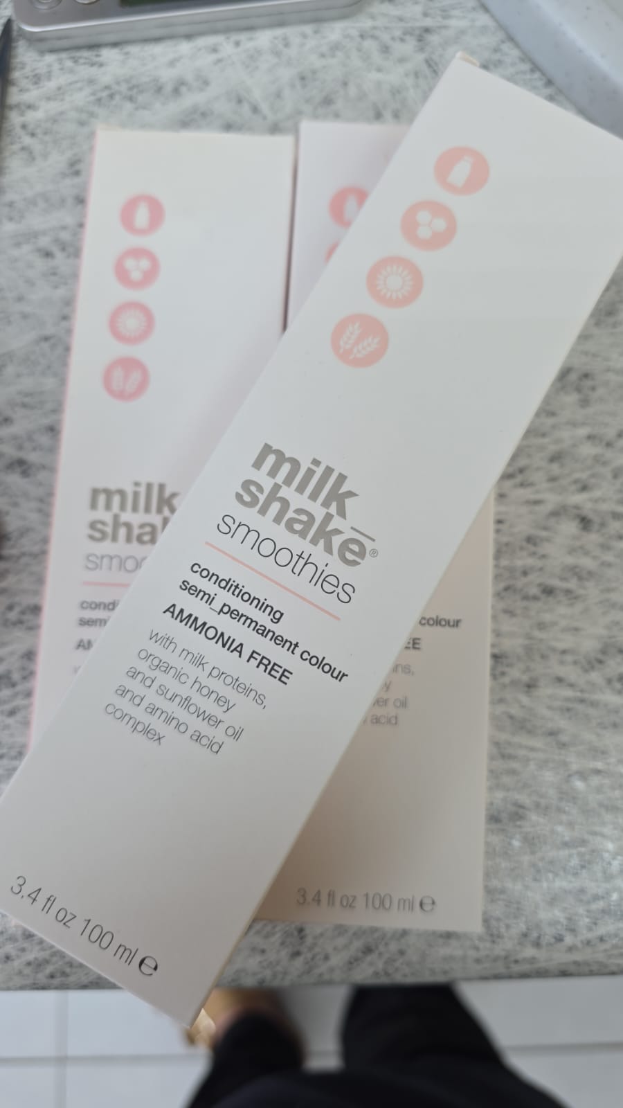 Профессиональный краситель Milk Shake Smoothies